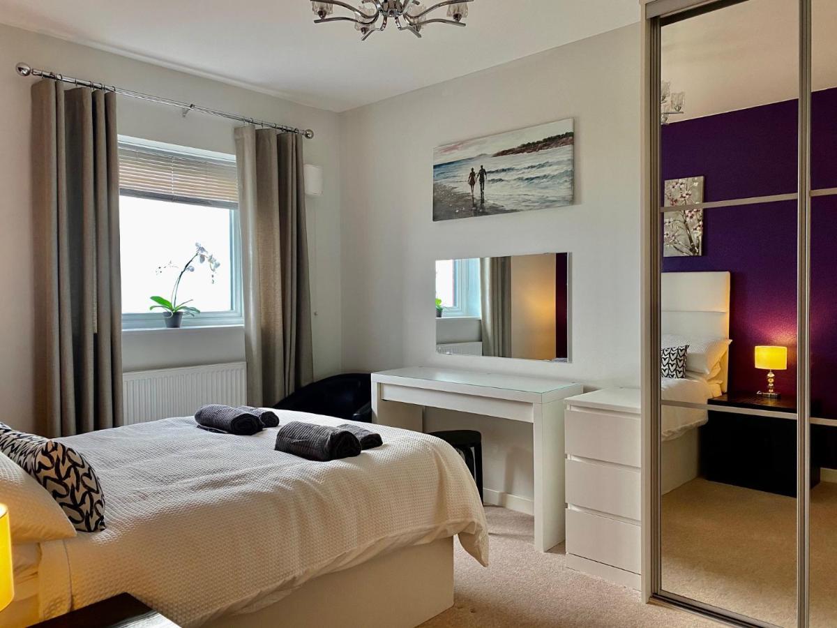 Stunning Sea Views, Luxury Apartment Beaches & Restaurants Are A Short Walk Away New Quay Buitenkant foto