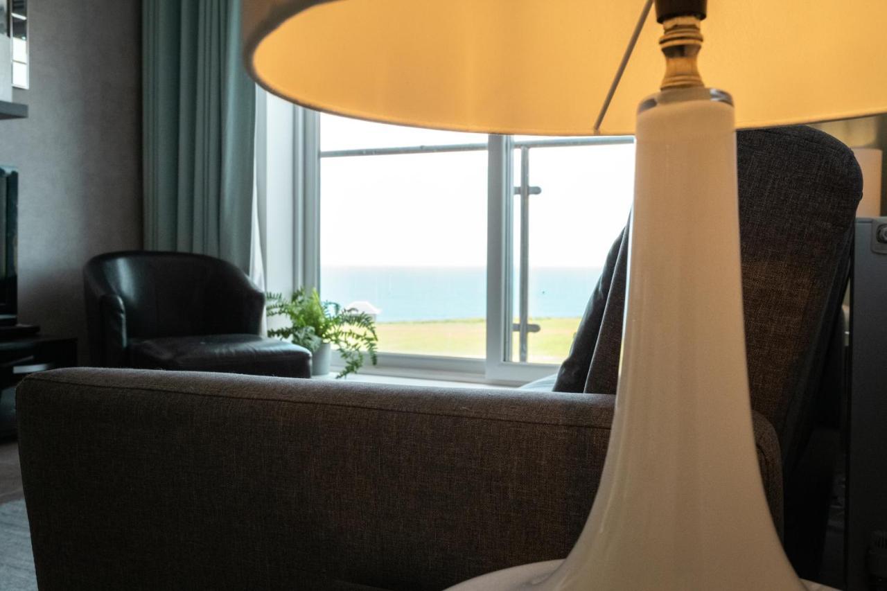 Stunning Sea Views, Luxury Apartment Beaches & Restaurants Are A Short Walk Away New Quay Buitenkant foto