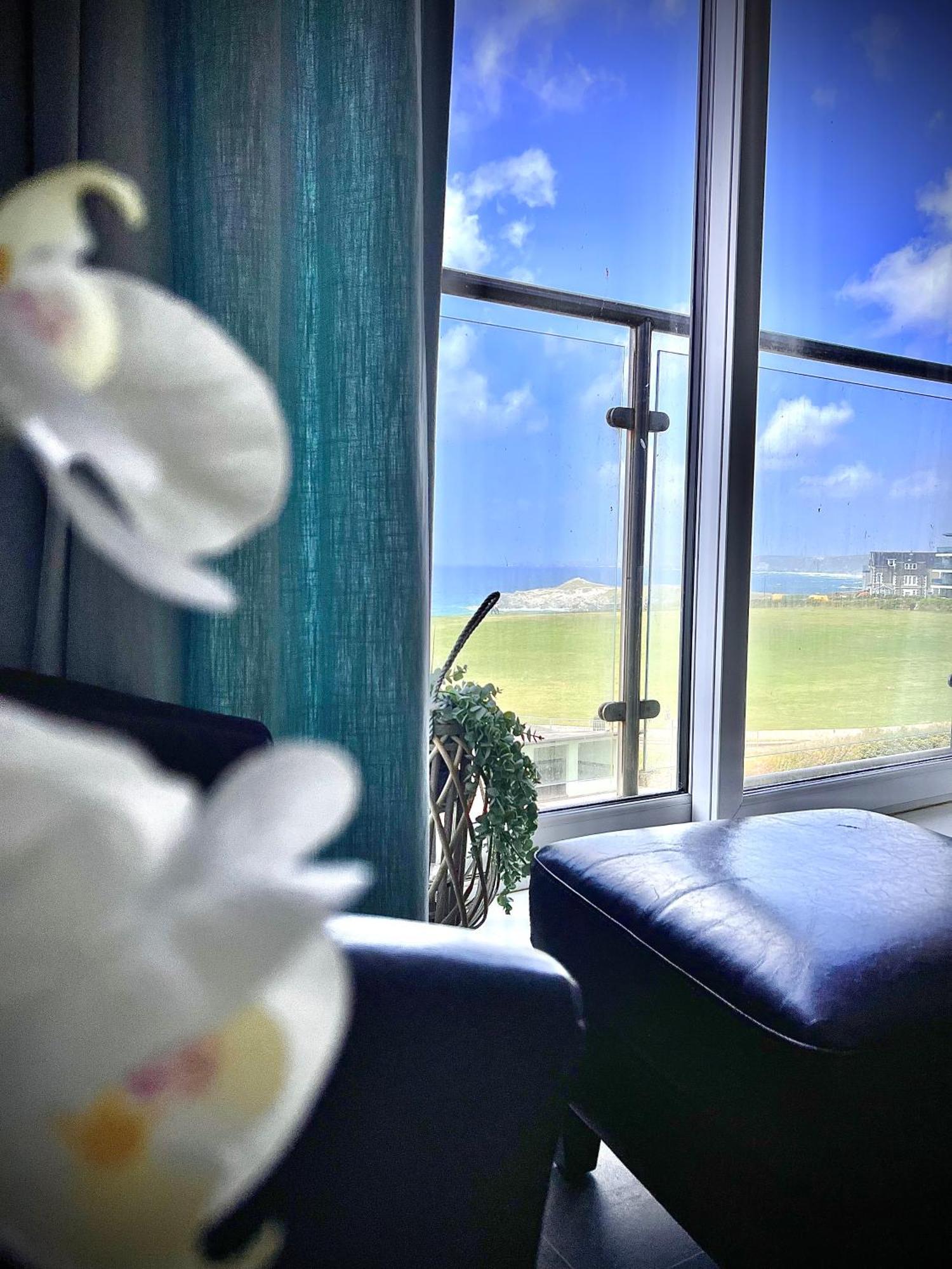 Stunning Sea Views, Luxury Apartment Beaches & Restaurants Are A Short Walk Away New Quay Buitenkant foto